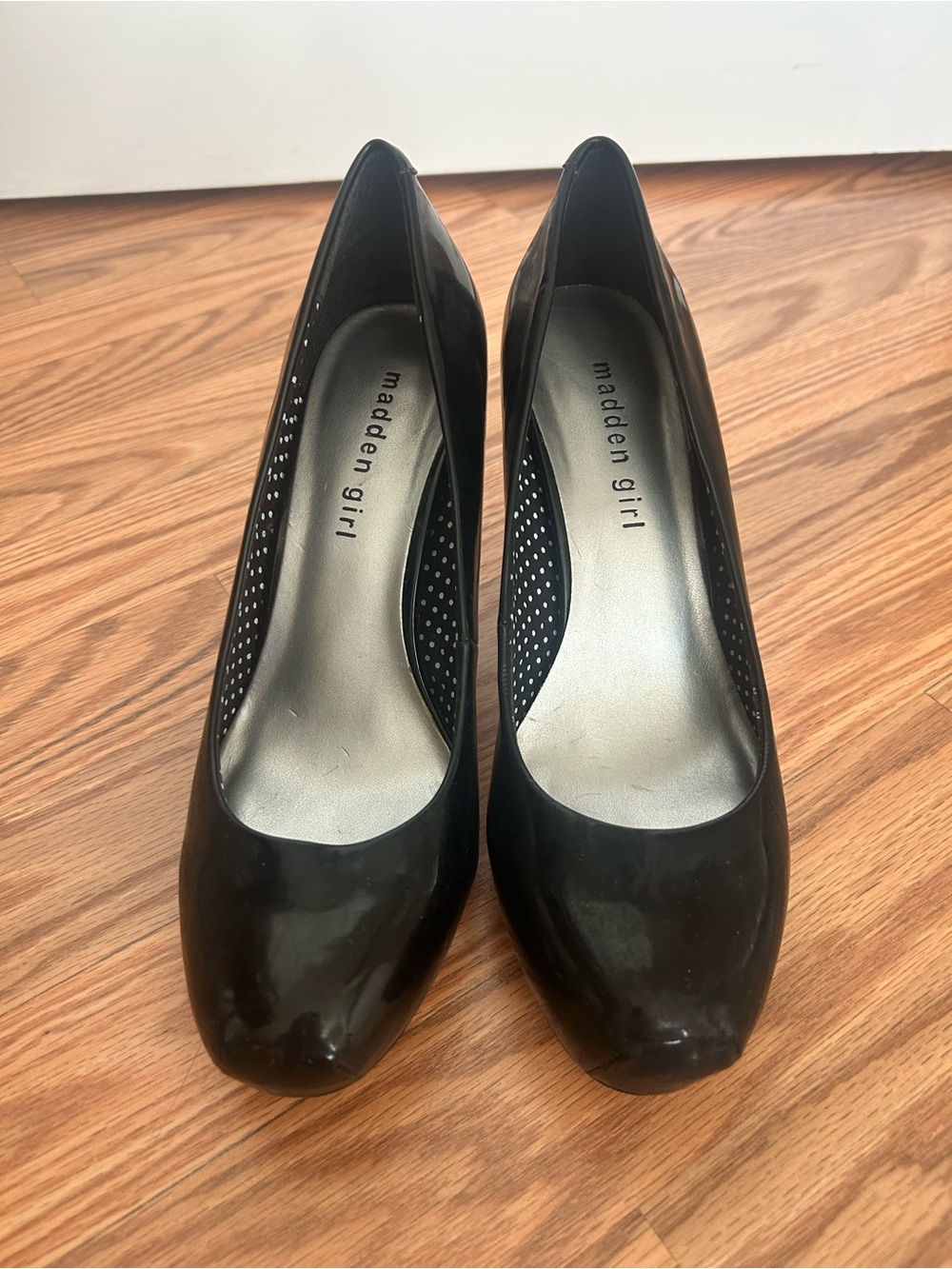 Madden Girl - Black Pumps 3-inch heel